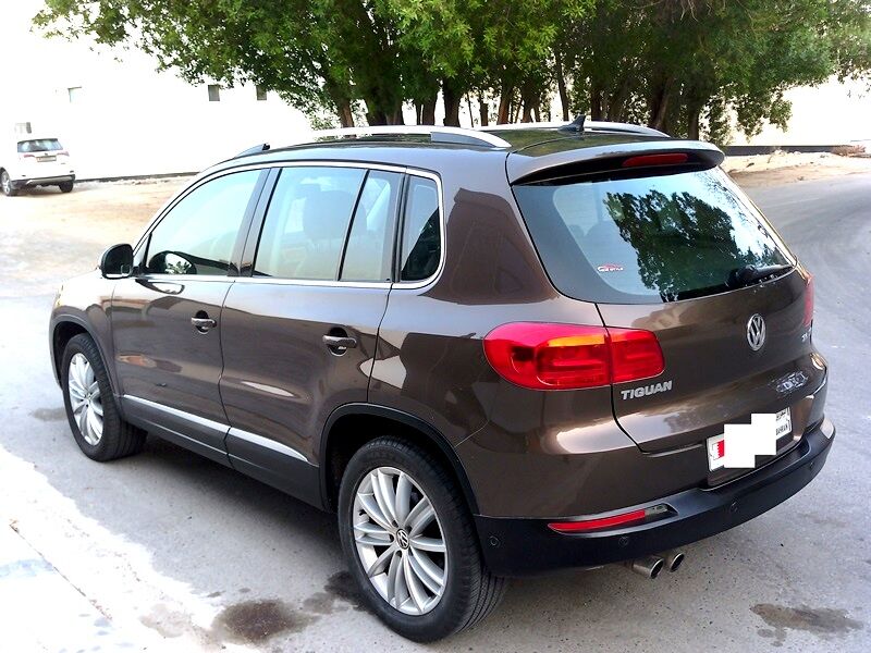 Zinj, Vehicles, Cars & Trucks , BHD 1950,  Volkswagen Tiguan,  2012,  Automatic,  177500 KM,   FULL OPTION FOR SALE