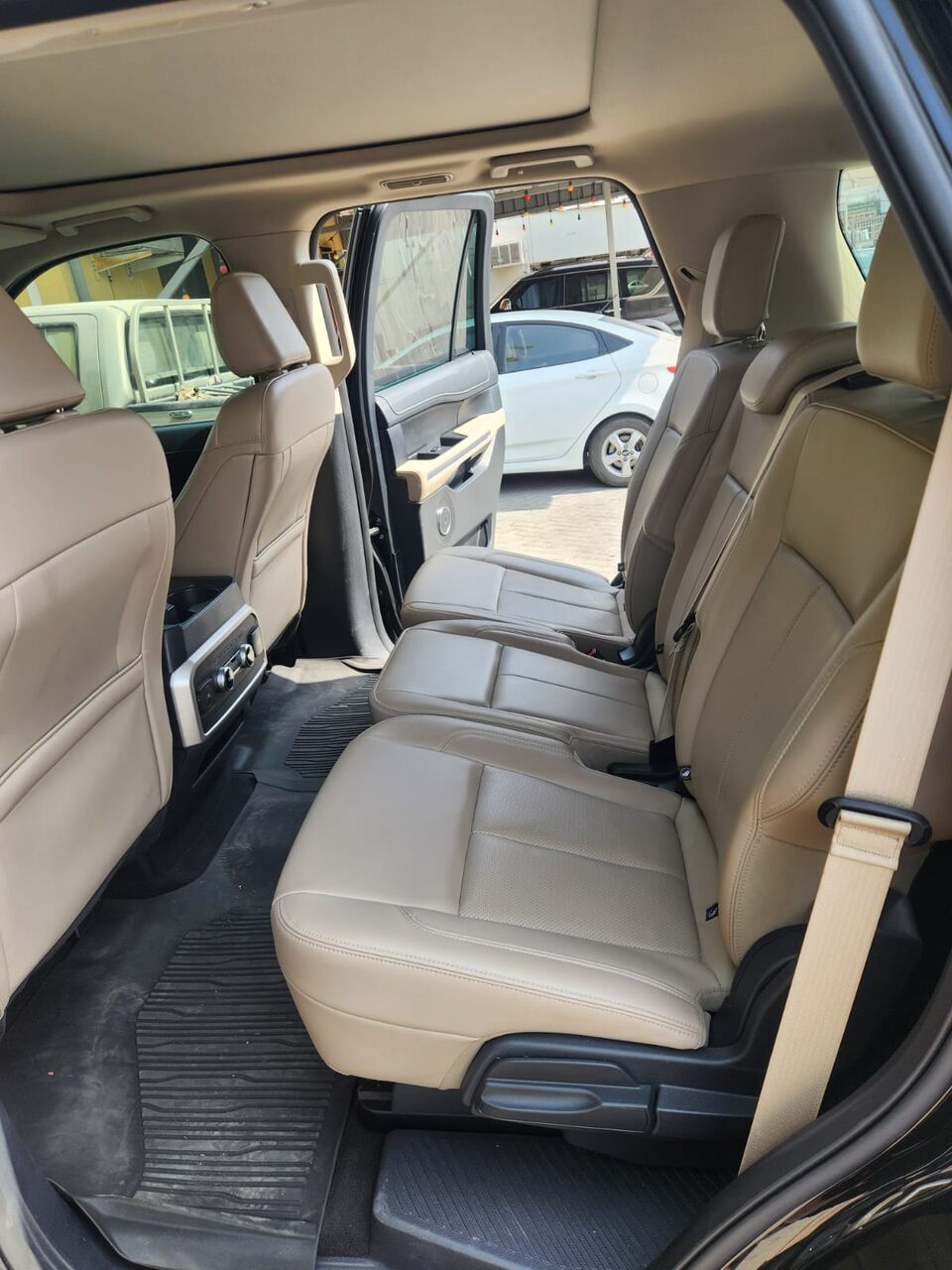 Isa Town, Vehicles, Cars & Trucks , BHD 13800,  Ford Expedition,  2024,  Automatic,  51000 KM,  For Sale    Under Warranty