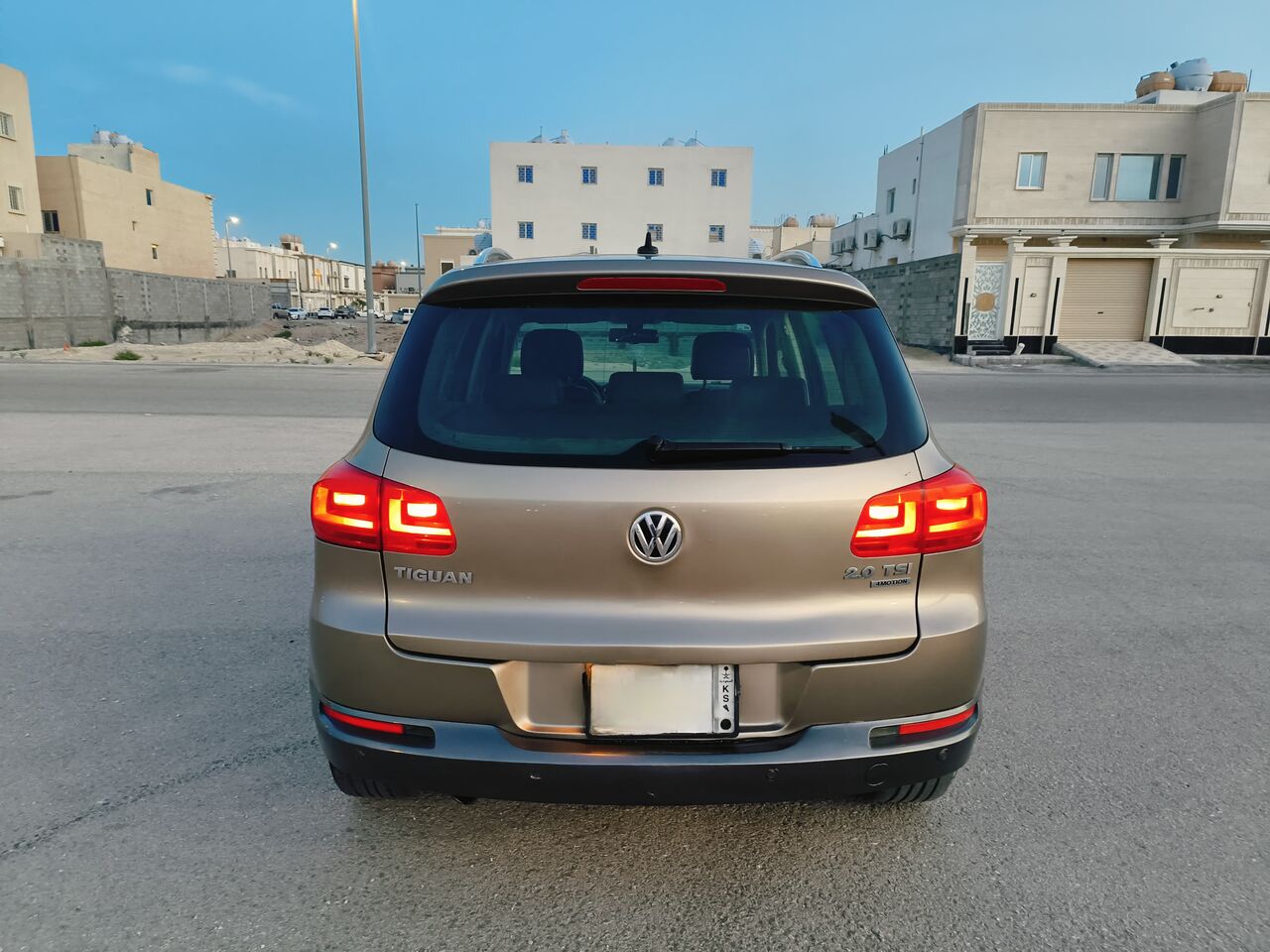 Dammam, Vehicles, Cars & Trucks , SAR 19000,  Volkswagen Tiguan,  2013,  Automatic,  220500 KM,