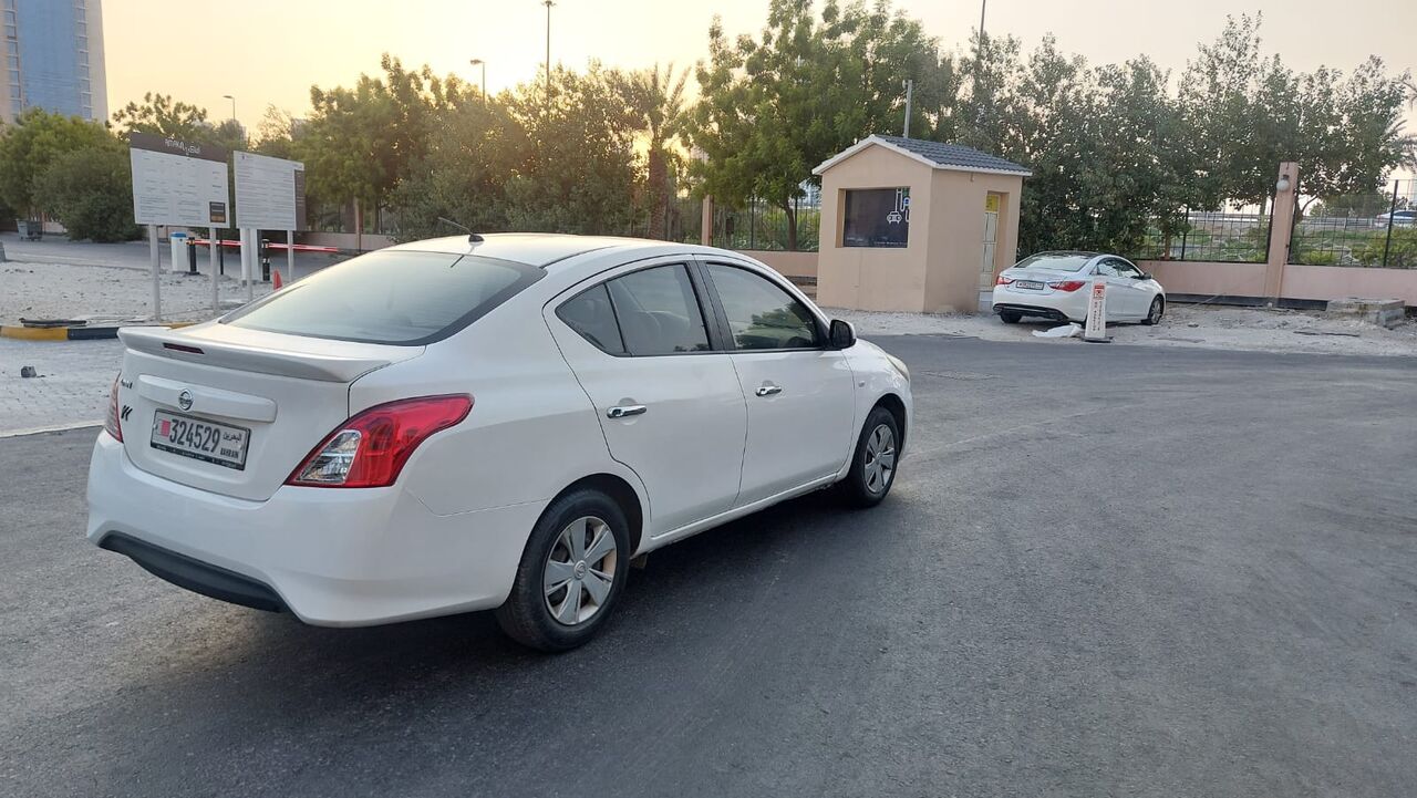 Manama, Vehicles, Cars & Trucks , BHD 2000,  Nissan Sunny 1.5 L Automattic Very Good Condation,  2017,  Automatic,  300000 KM,