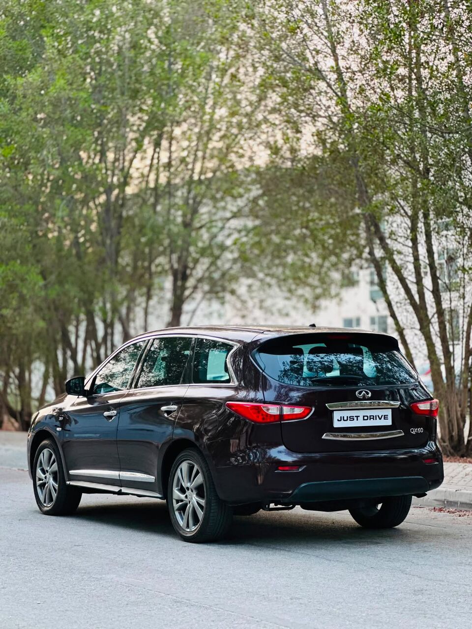 Segaya, Vehicles, Cars & Trucks , BHD 3750,  Infiniti QX60,  2015,  Automatic,  154000 KM,    MODEL FULL OPTION 7 SEATER SUV CALL OR WHATSAPP ON 35400768 ,33665080