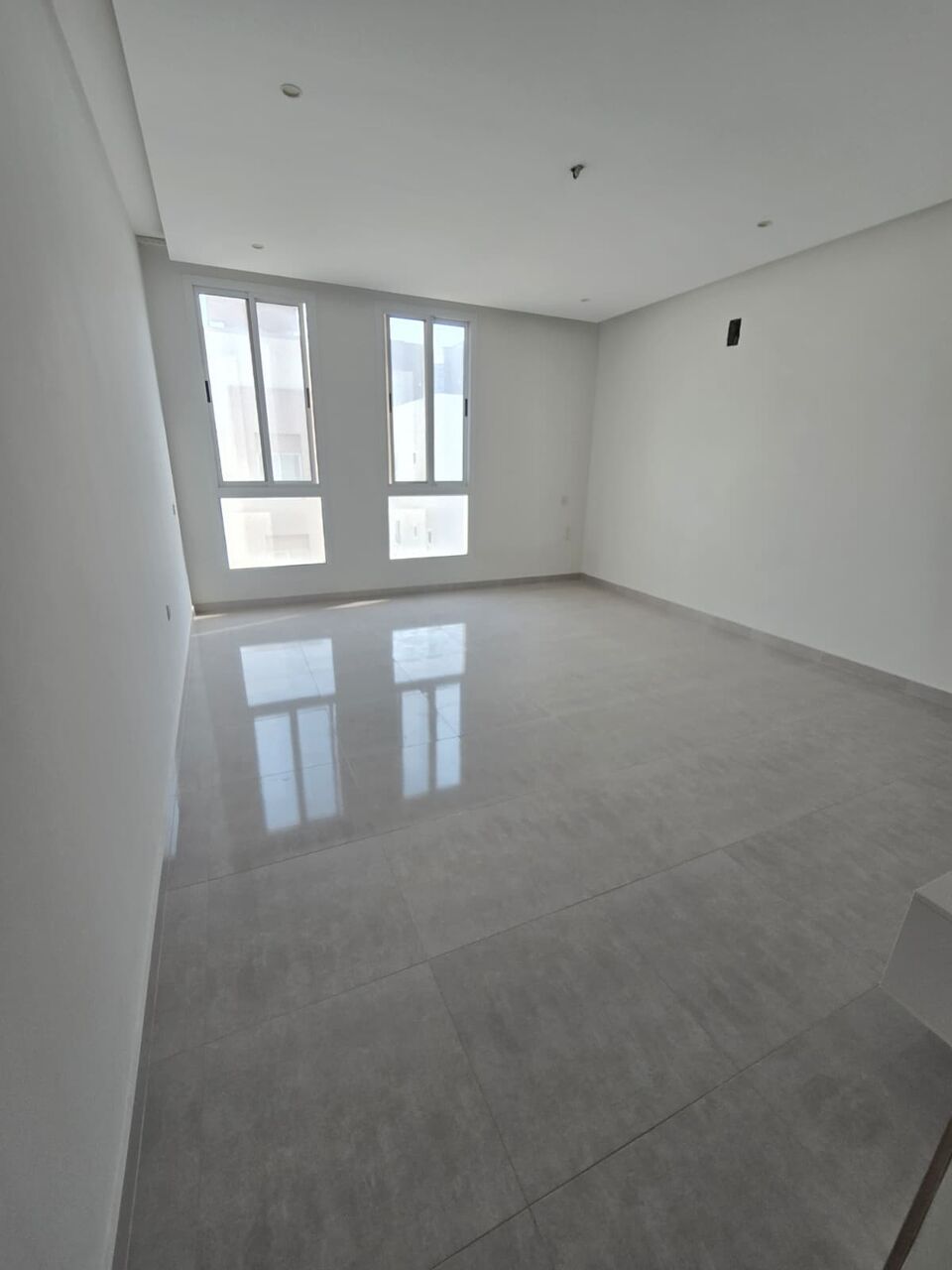 Hidd, Apartments, Flats, Houses & Villas, BHD 250,  2 BR,  Flat For Rent In Hidd