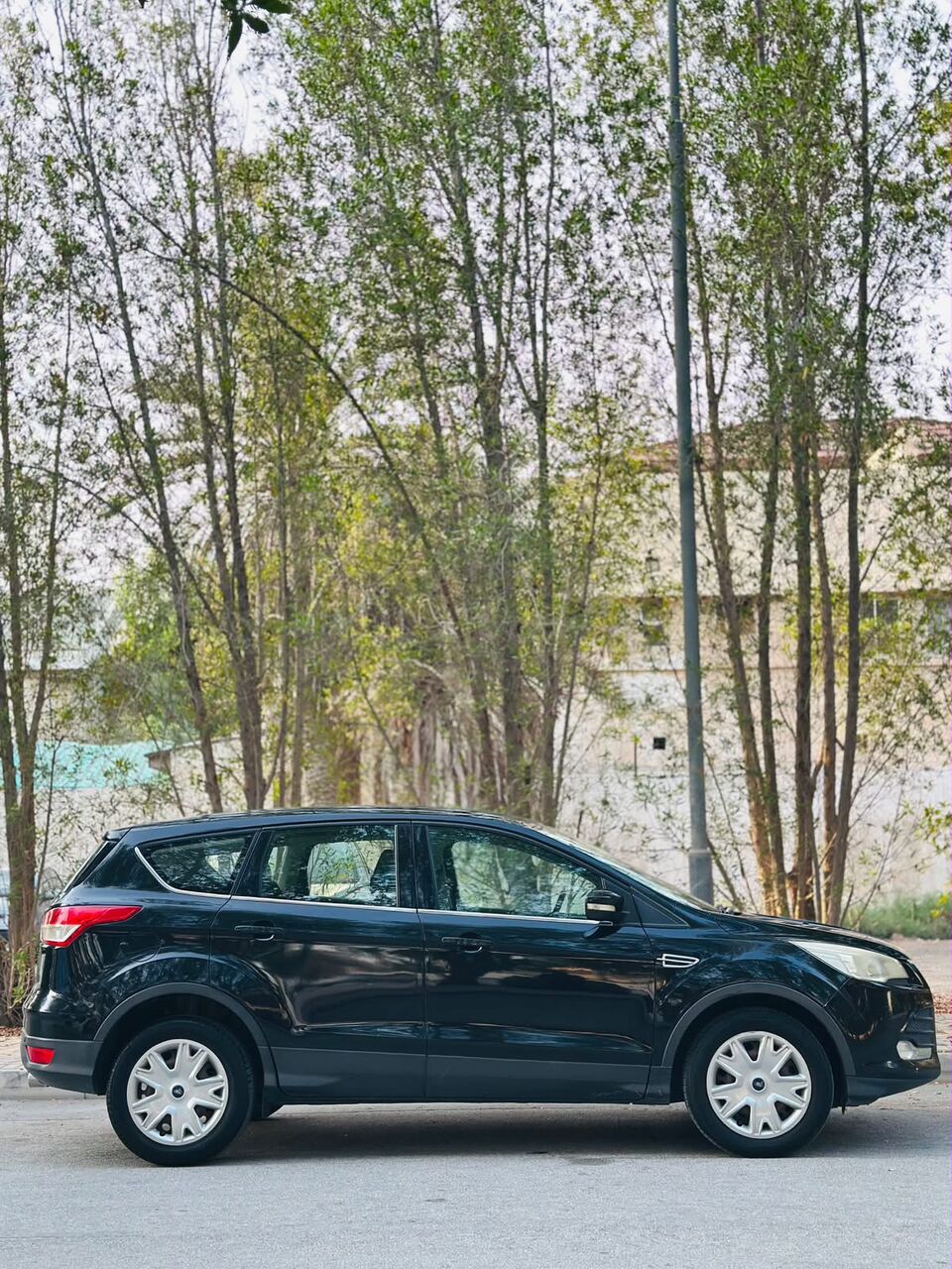 Segaya, Vehicles, Cars & Trucks , BHD 1650,  Ford Escape,  2015,  Automatic,  227000 KM,    MODEL WITH FULL COVER INSURANCE CALL OR WHATSAPP ON 35400768 ,33665080