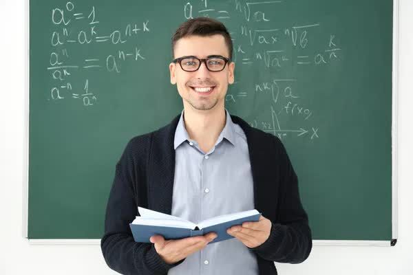 Riffa, Lessons Offered, Home And Online Tutor For Math And Science.
