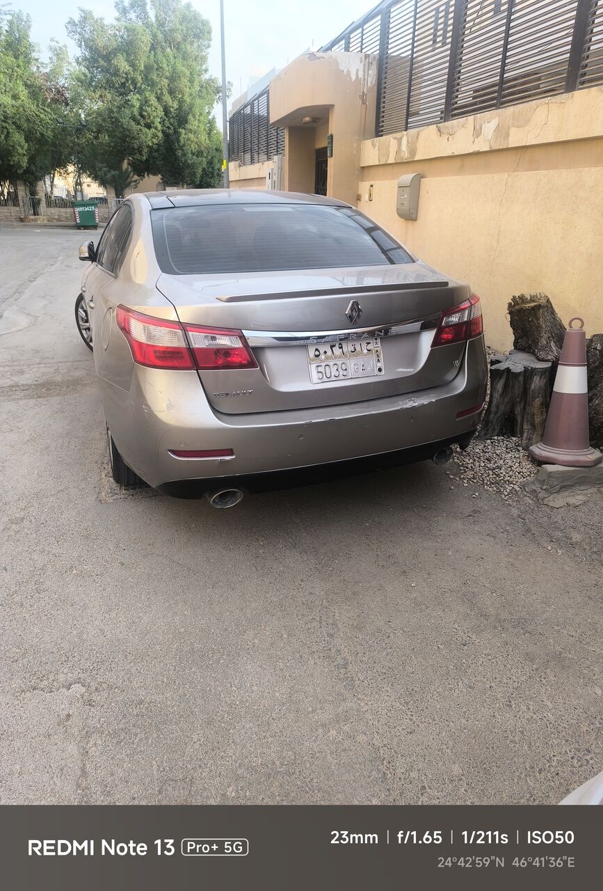 Riyadh, Vehicles, Cars & Trucks , SAR 11000,  Renault Safrane,  2012,  Automatic,  196000 KM,   For Sale