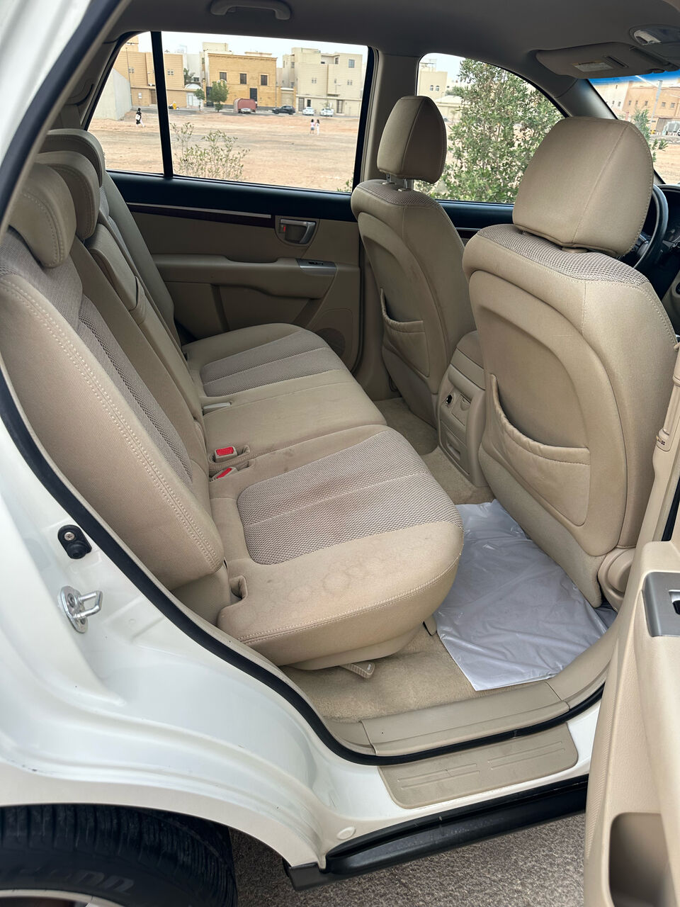 Riyadh, Vehicles, Cars & Trucks , SAR 22000,  Hyundai Santa Fe,  2008,  Automatic,  208000 KM,  HYUNDAI SANTAFE