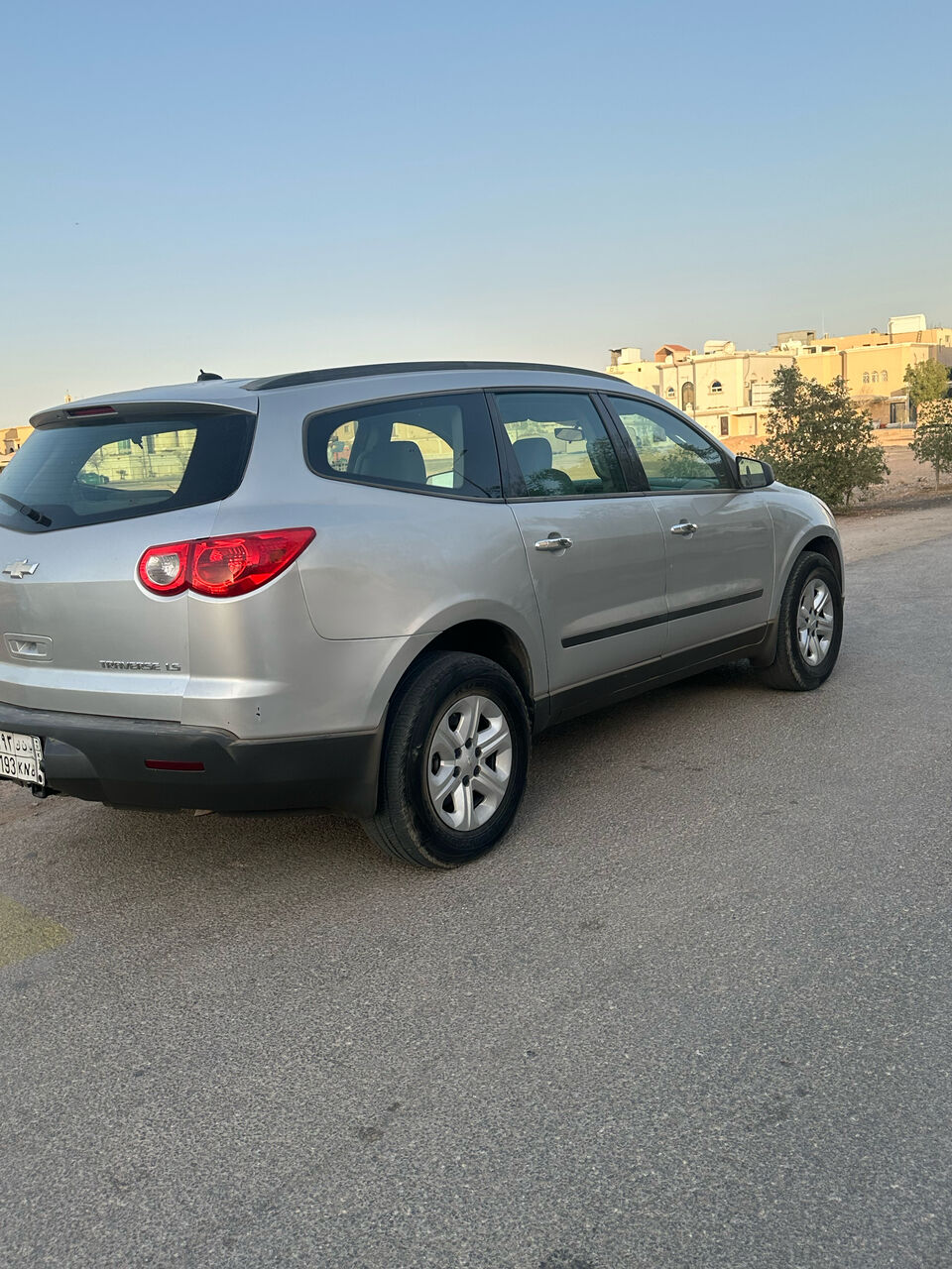 Riyadh, Vehicles, Cars & Trucks , SAR 25000,  Chevrolet Traverse,  2012,  Automatic,  96000 KM,