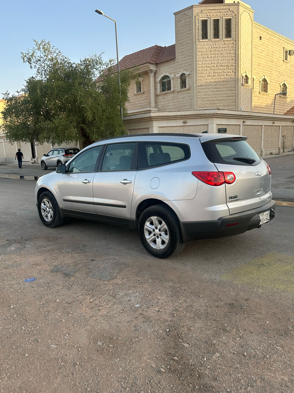 Riyadh, Vehicles, Cars & Trucks , SAR 25000,  Chevrolet Traverse,  2012,  Automatic,  96000 KM,