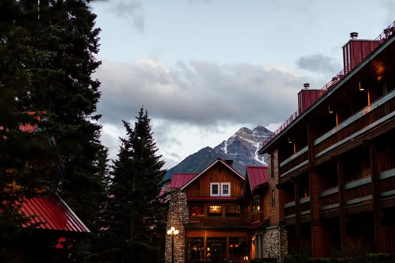 Calgary, Travel, Find Your Perfect Lake Louise Accommodation For A Rocky Mountain Escape