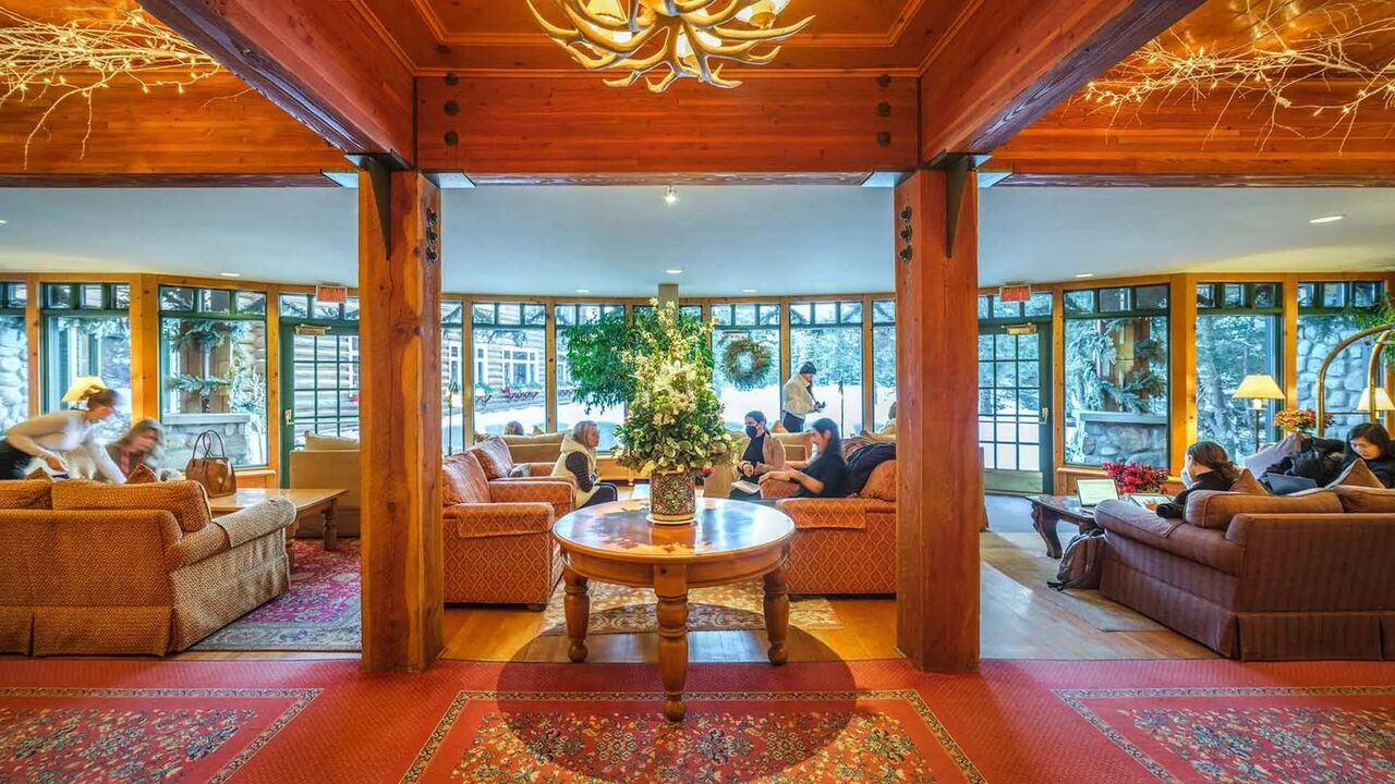 Calgary, Travel, Find Your Perfect Lake Louise Accommodation For A Rocky Mountain Escape