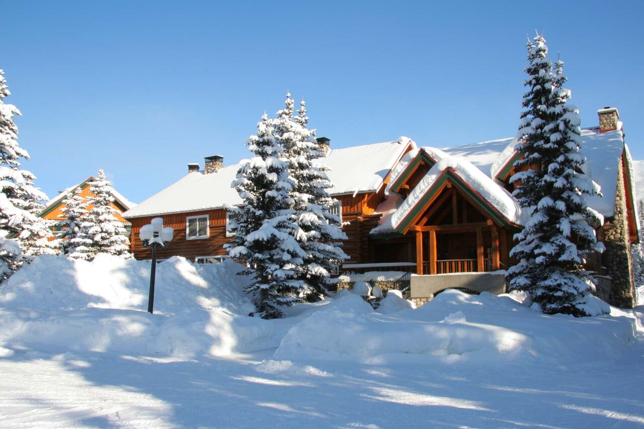 Calgary, Travel, Find Your Perfect Lake Louise Accommodation For A Rocky Mountain Escape