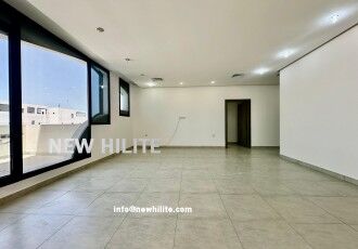 Kuwait City, Villas, KWD 950,  Spacious Four Bedroom Floor For Rent In Al-Siddeeq