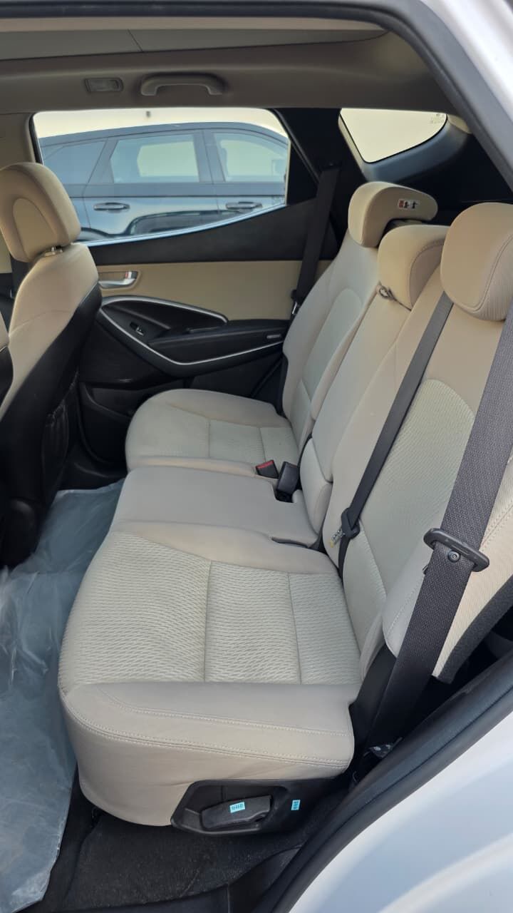 Dammam, Vehicles, Cars & Trucks , SAR 59000,  Hyundai Santa Fe,  2017,  Automatic,  229000 KM,  Family Car, Driven By Doctor, No Accident, Excellent Condition