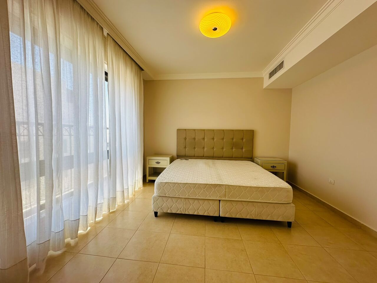 Abdoun, Apartments, Flats, Houses & Villas, JOD 30000/year,  3 BR,  300 Sq. Meter,  Apartments For Rent