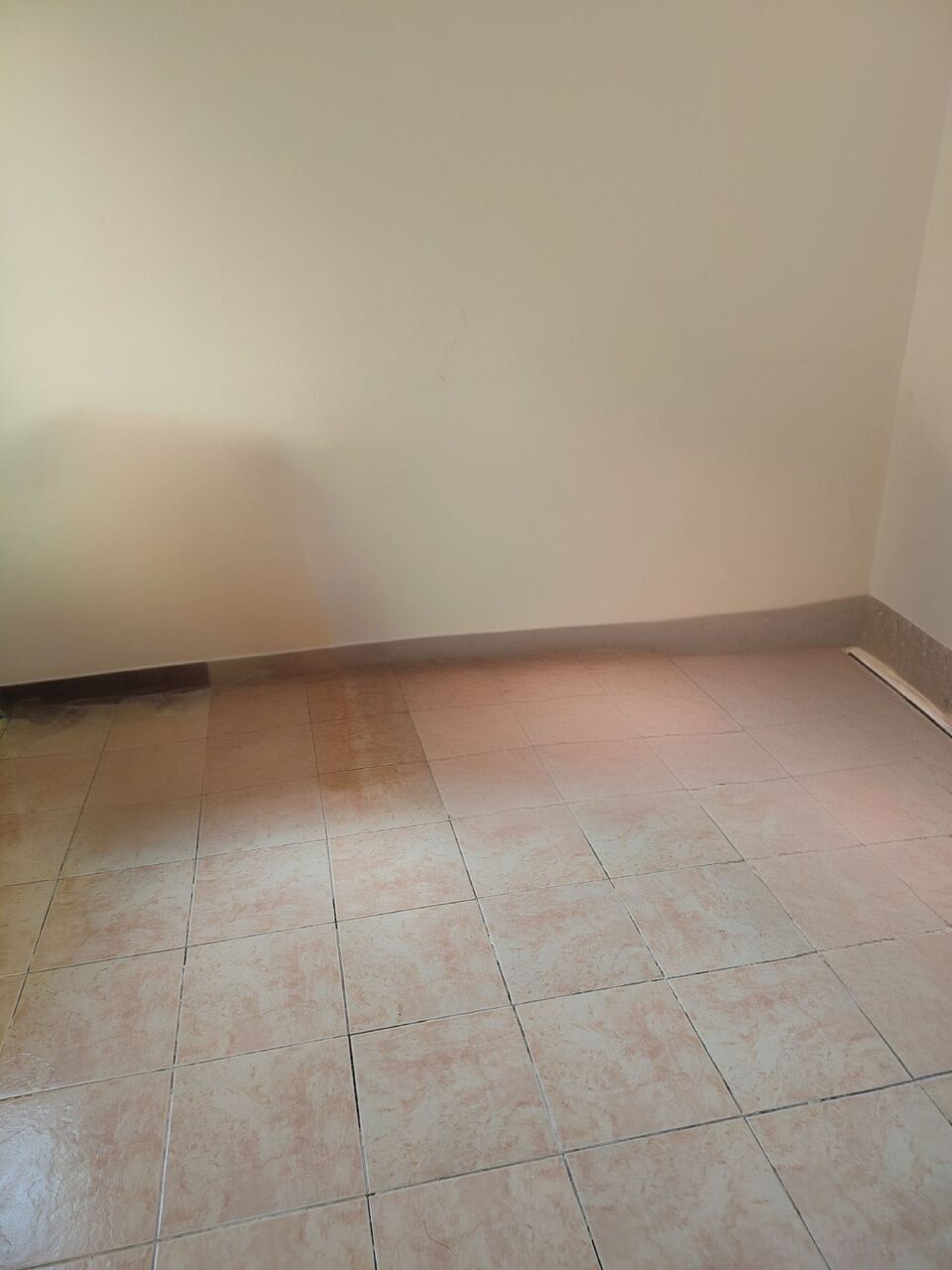 Manama, Rooms for Rent, BHD 75/month,  Room For Rent , Seperate Bathroom With Ewa. AC Available