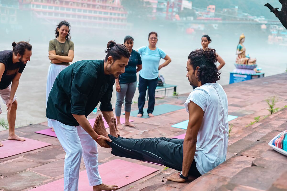 Mumbai, Lessons Offered, 300 Hour Yoga Teacher Training Course In Rishikesh
