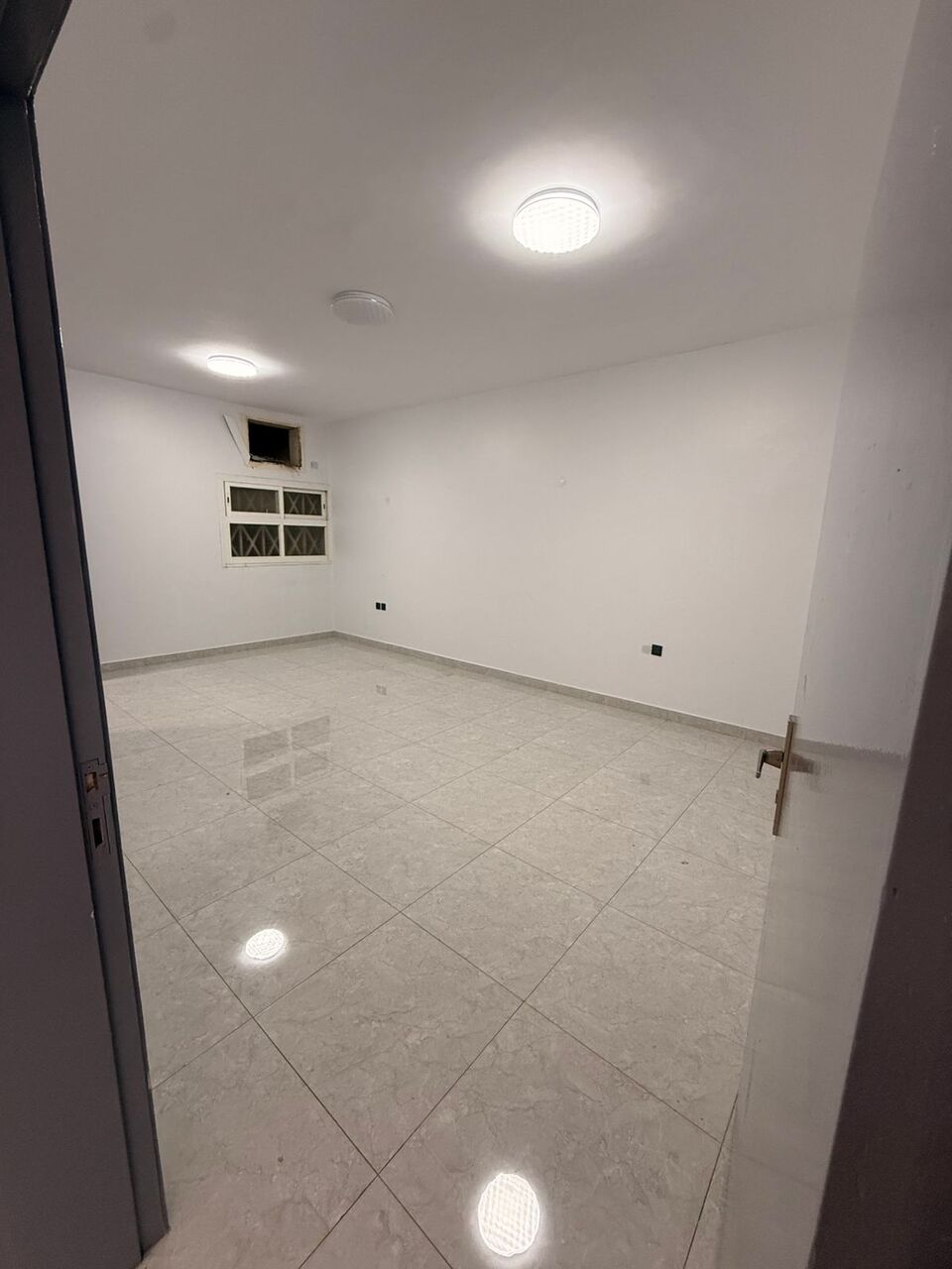 Al Malaz, Apartments, Flats, Houses & Villas, SAR 55000/year,  4 BR,  4BHK Family Apartment Available In Al Malaz Near Abdulla Park