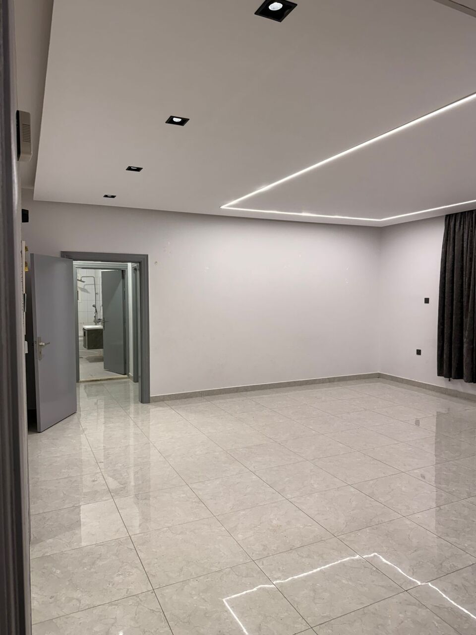 Al Malaz, Apartments, Flats, Houses & Villas, SAR 55000/year,  4 BR,  4BHK Family Apartment Available In Al Malaz Near Abdulla Park