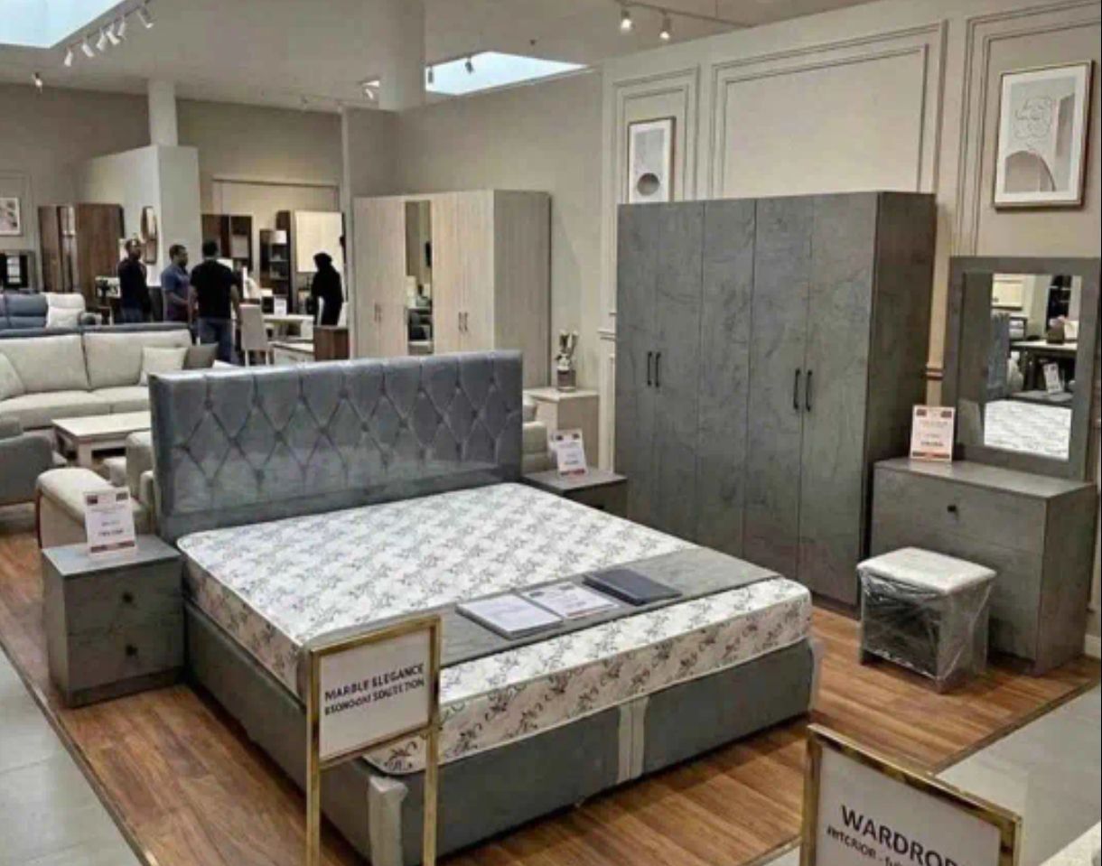 Jeddah, Furniture, SAR 1,  Complet Bedroom Set Available Brand New With Best Quality In All Colors Available
