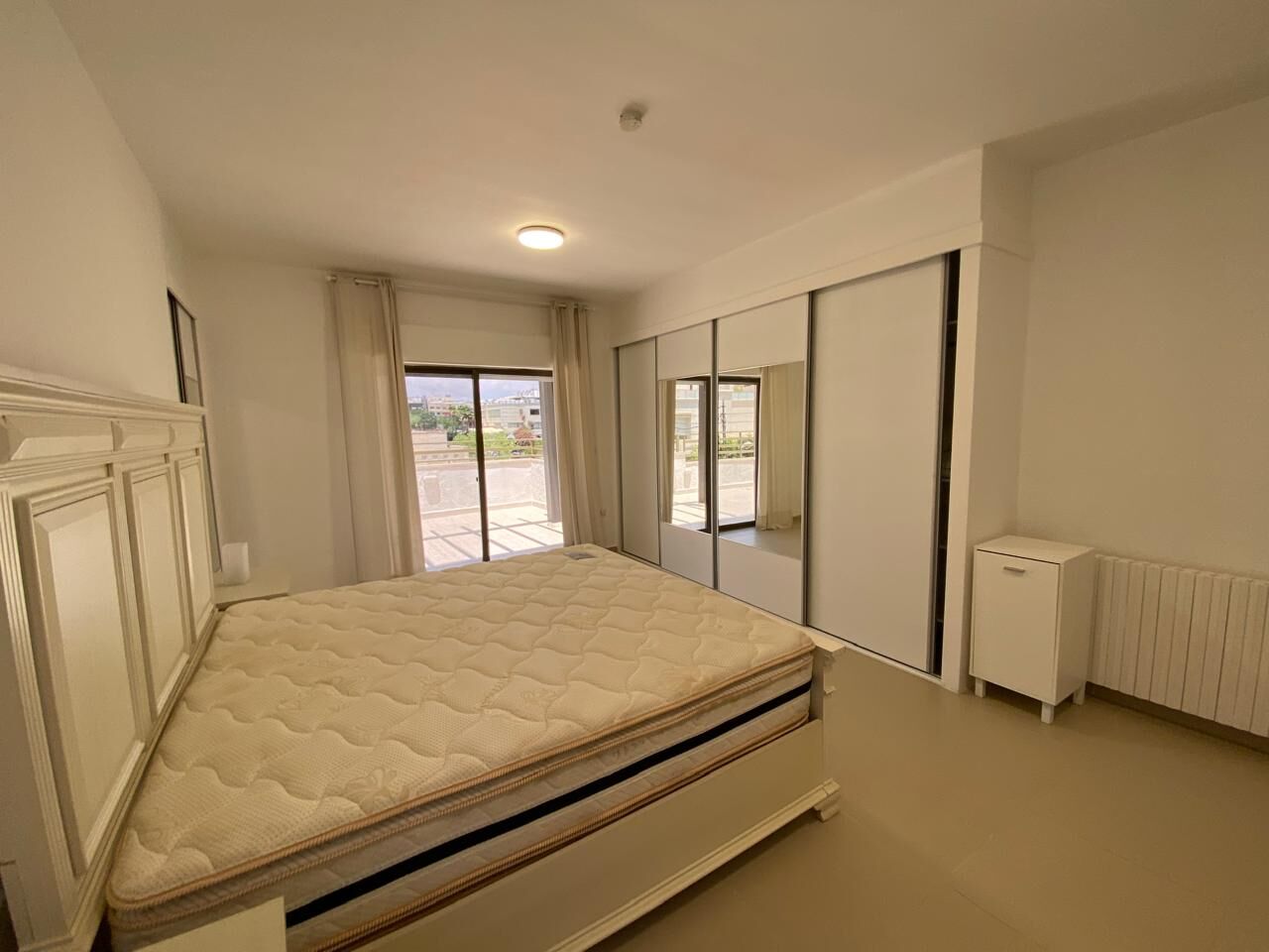 Abdoun, Apartments, Flats, Houses & Villas, JOD 23000/year,  3 BR,  250 Sq. Meter,  Rooftop Apartment For Rent