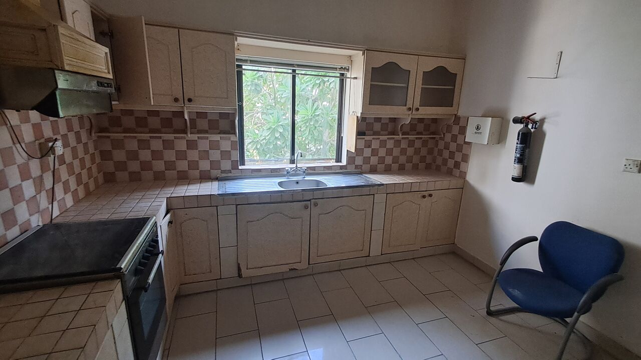 Manama, Rooms for Rent, BHD 140/month,  Fully Furnished Room Available In A 4-bedroom Apartment Located Near To British Club , Mah