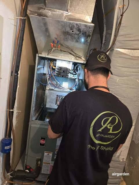 New York, Construction, Why Your Home Smells Musty And How Leaky Air Ducts Are To Blame
