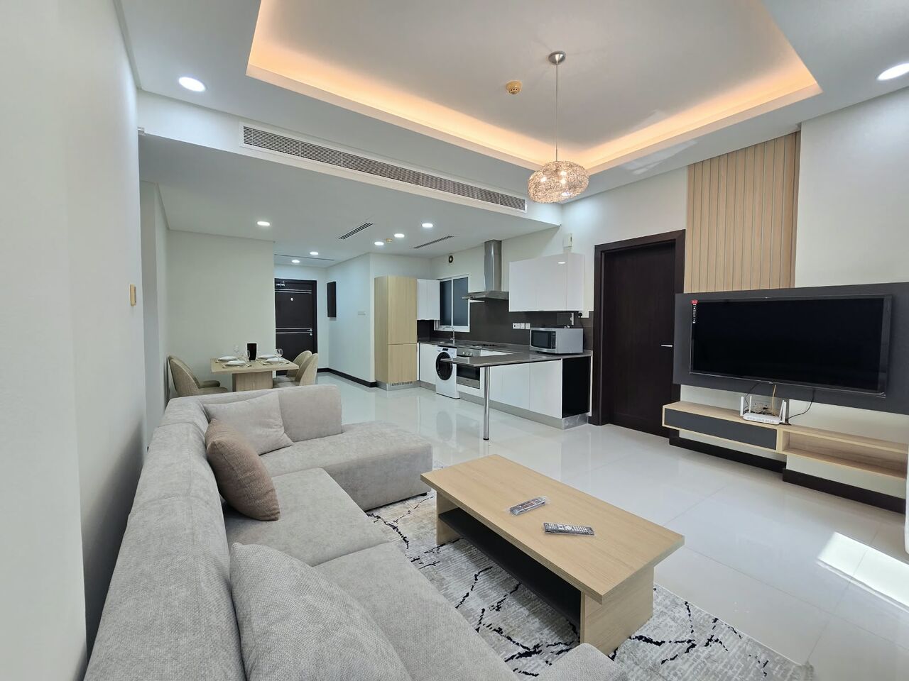 Manama, Apartments, Flats, Houses & Villas, BHD 600/month,  Furnished,  3 BR,  150 Sq. Meter,  3BHK FURNISHED APARTMENT IN SEEF