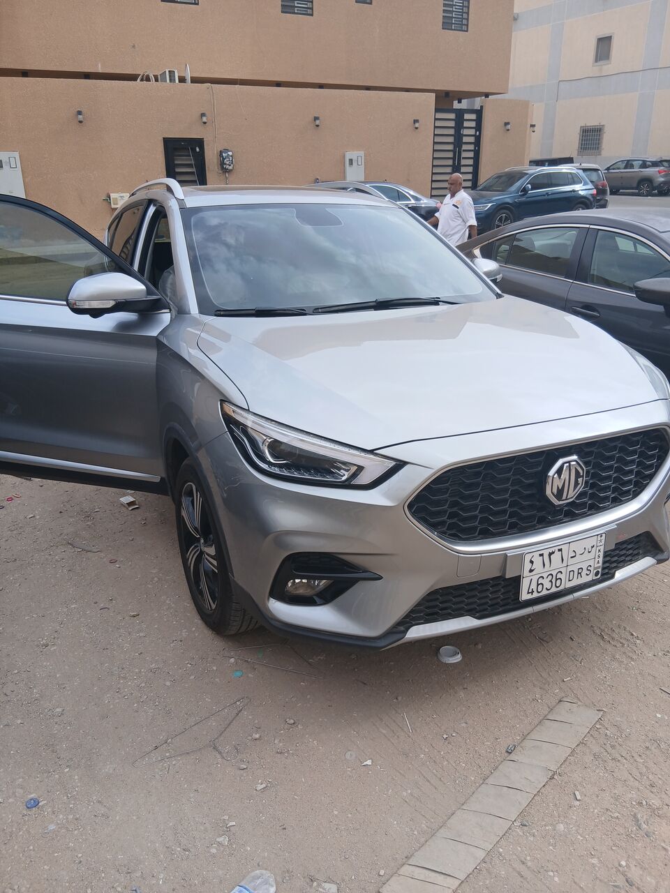 Riyadh, Vehicles, Cars & Trucks , SAR 53000,  2024 MG LUX,  2024,  Automatic,  3500 KM,  URGENT SALE