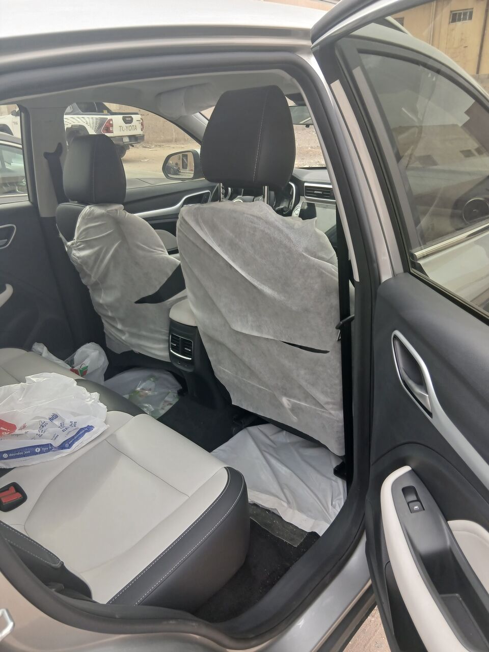 Riyadh, Vehicles, Cars & Trucks , SAR 53000,  2024 MG LUX,  2024,  Automatic,  3500 KM,  URGENT SALE