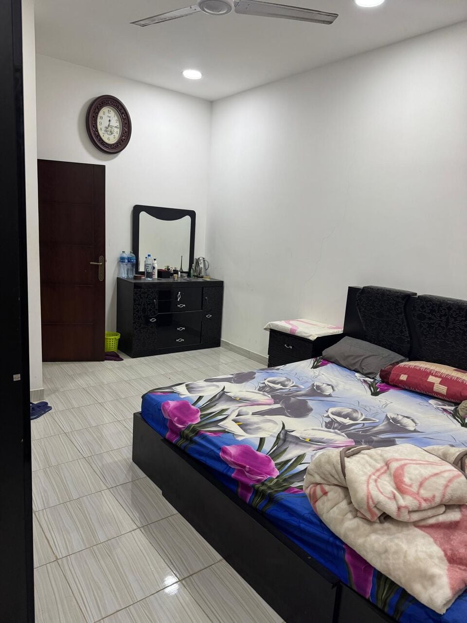 Manama, Rooms for Rent, BHD 120/month,  One Single Room With Attached Bathroom Bd 120 With Ewa