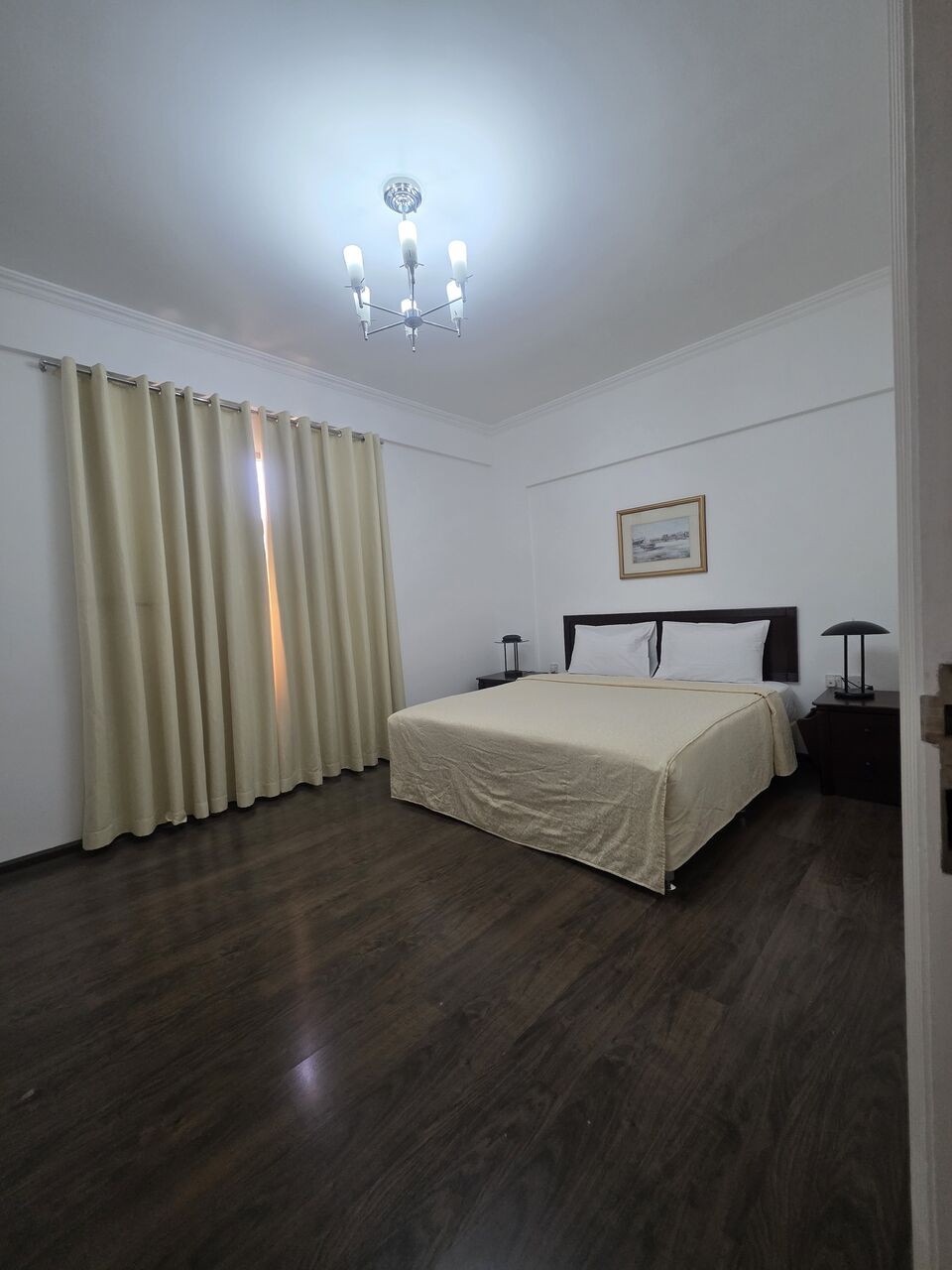Juffair, Apartments, Flats, Houses & Villas, BHD 300/month,  1 BR,  #1BATHROOM Hall Kitchen With Electricity Fully Furnished Car Parking