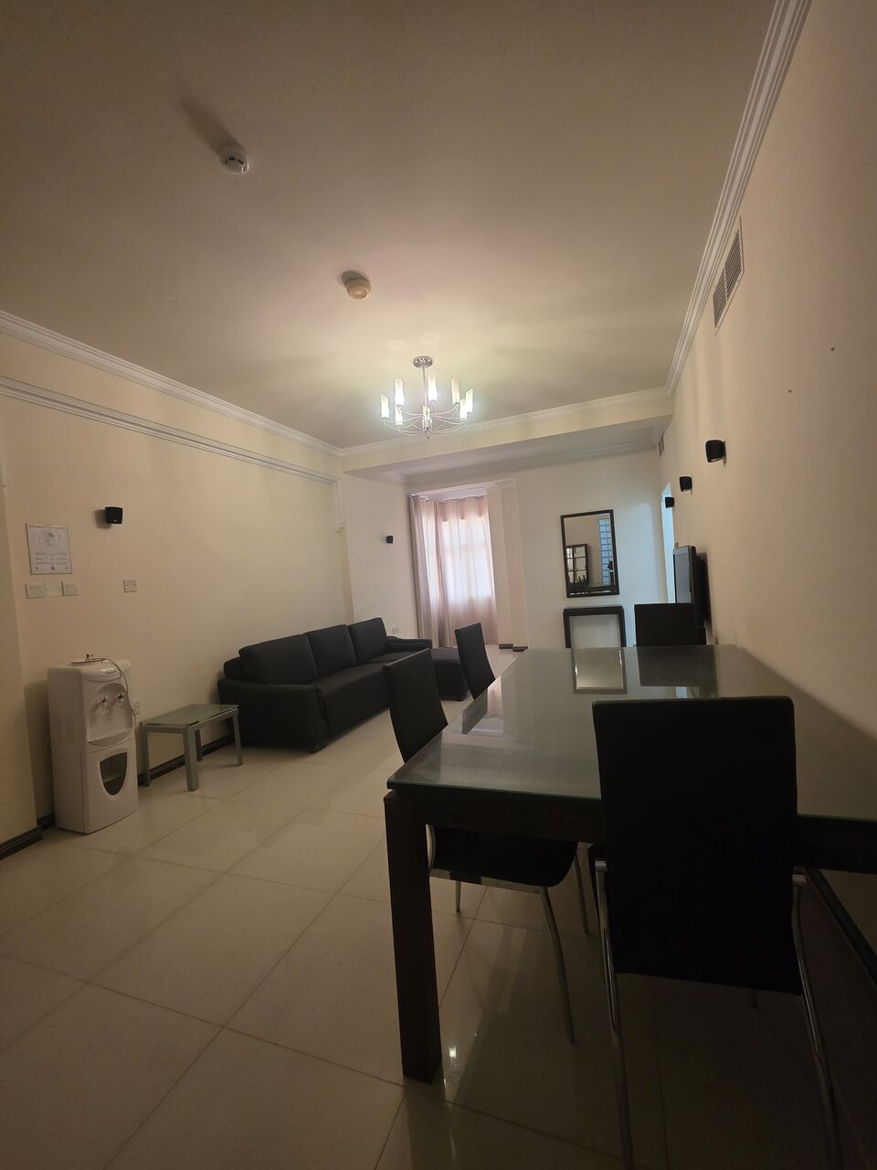 Juffair, Apartments, Flats, Houses & Villas, BHD 425/month,  2 BR,  £2BATHROOM Hall Kitchen With Electricity Fully Furnished Car Parking