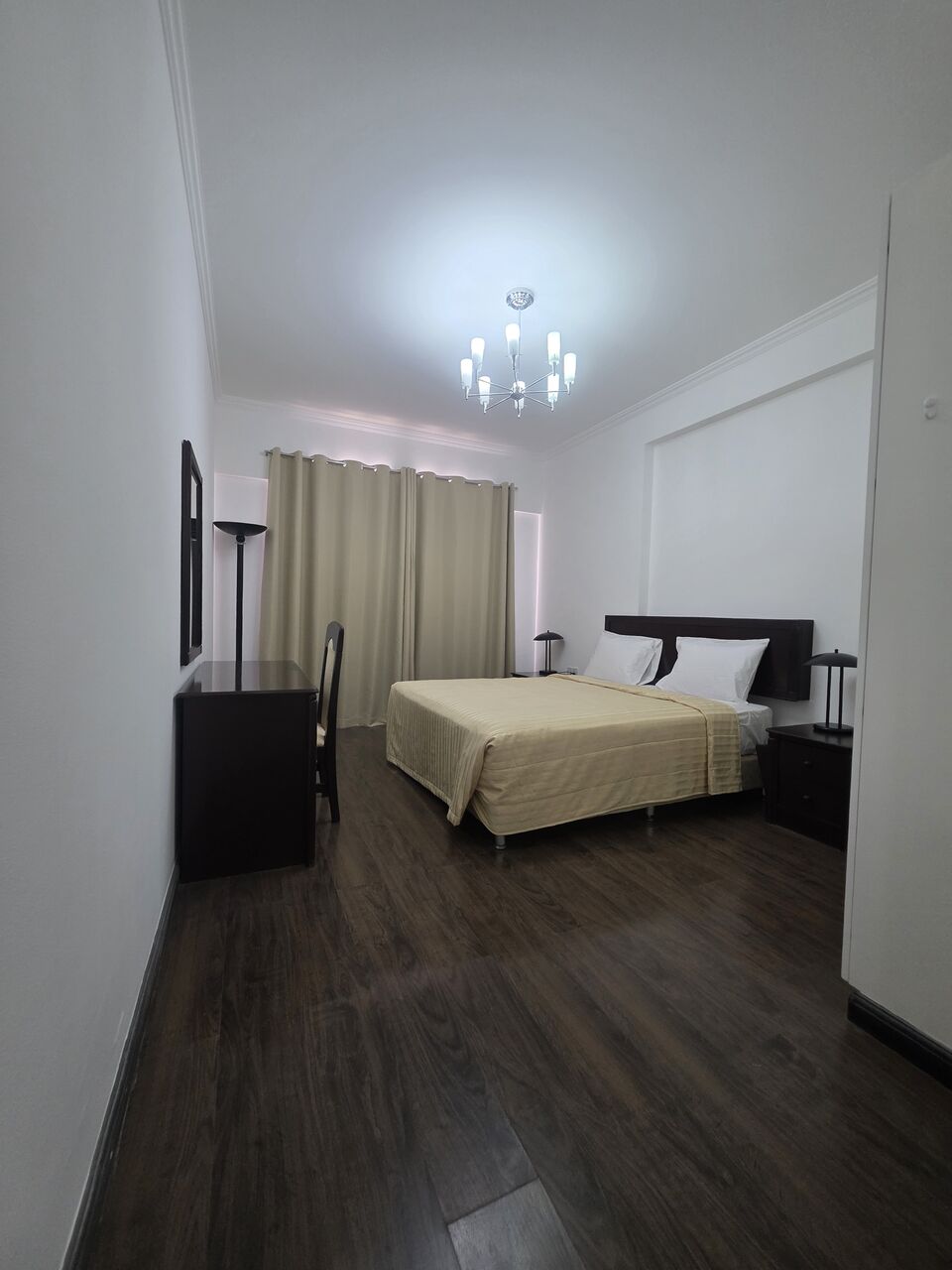 Juffair, Apartments, Flats, Houses & Villas, BHD 425/month,  2 BR,  £2BATHROOM Hall Kitchen With Electricity Fully Furnished Car Parking