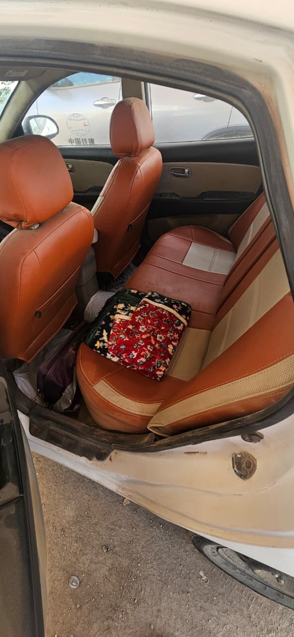Kabul, Vehicles, Cars & Trucks , Sar 11000,  HUNDAI ELENTRA,  2011,  Manual,  400000 KM,    . (Madena )