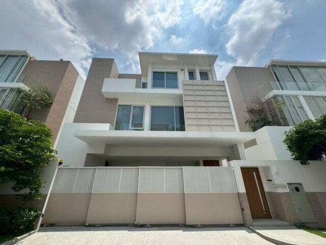 Bangkok, Real Estate For Sale, THB 54900000,  4 BR,  50 Sq. Feet,  HS 2037 ขายบ้านเดี่ยว 3 ชั้น  Noble Terra พระราม9 เอกม