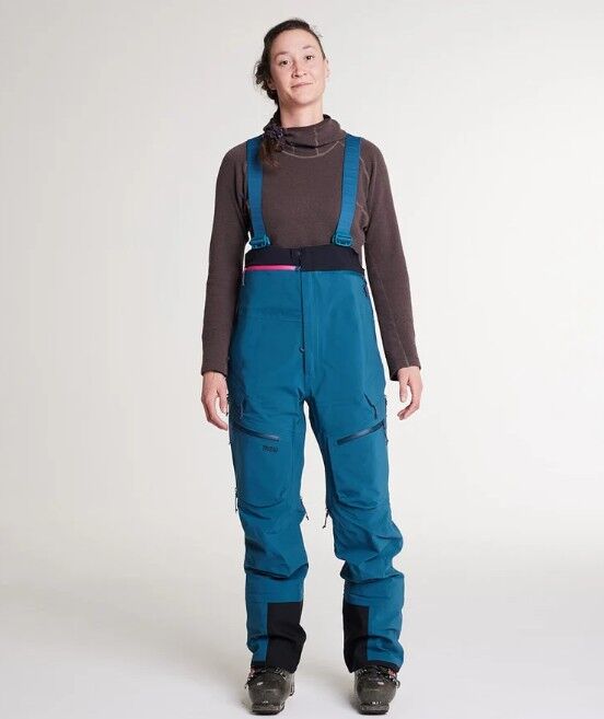 New York, Sporting Goods, USD 299,  Buy Snow Bibs For Women Built For Skiing And Snowboarding - TREW Gear