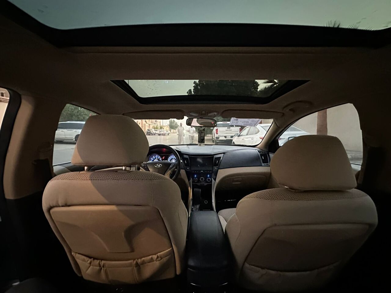 Riyadh, Vehicles, Cars & Trucks , SAR 25000,  Hyundai Sonata,  2014,  Automatic,  394000 KM,    Fully Loaded With Panorama Sunroof For Sales (2nd Owner)
