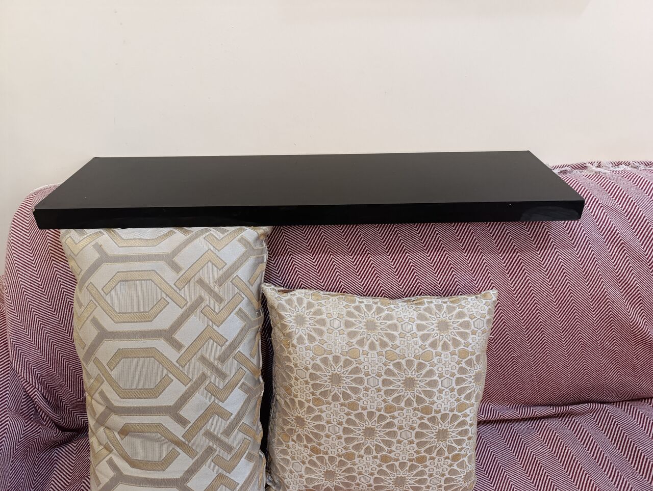 Jeddah, Household Items, SAR 25,  Wall Shelf, Floating Shelf