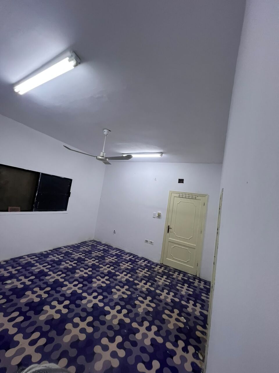 Jeddah, Bedspace For Rent, SAR 1250/month,  I Am Offering Room For Rent Only Bachelors