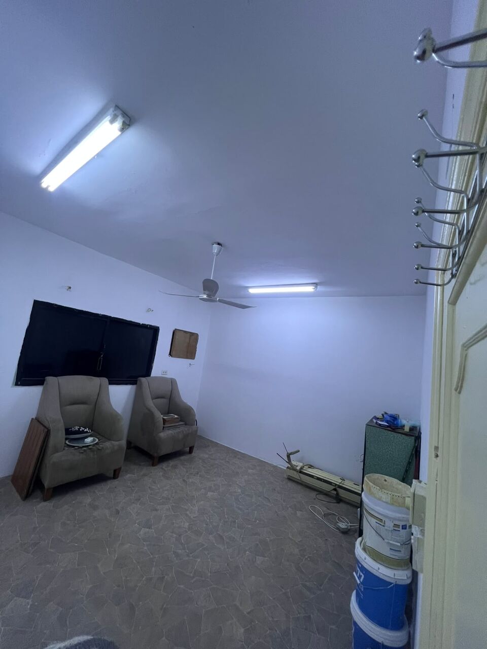 Jeddah, Bedspace For Rent, SAR 1250/month,  I Am Offering Room For Rent Only Bachelors