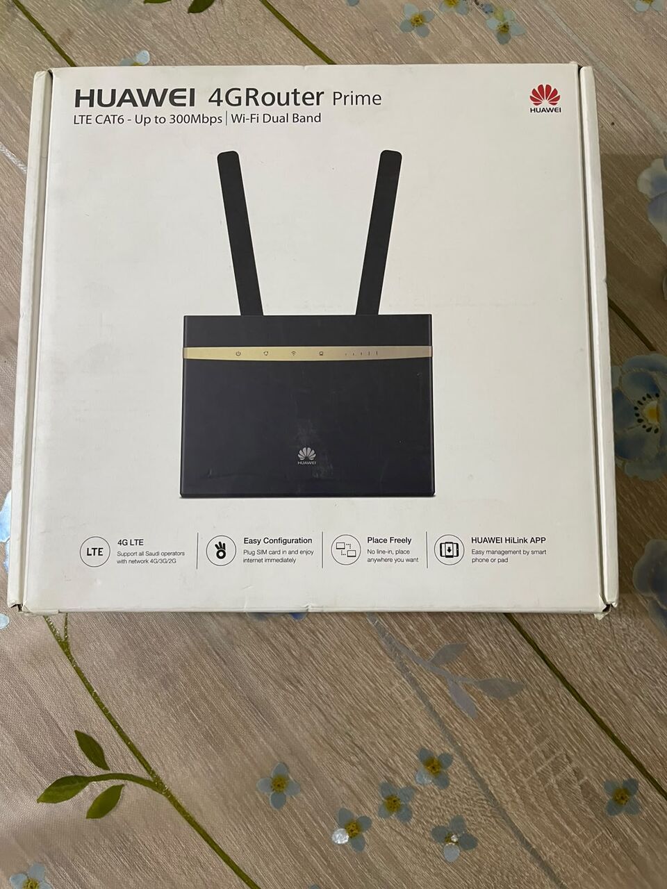 Al Wizarat, Computers, SAR 150,  HUAWEI B525 4G CPE Router, Up To 300 Mbps, Up To 64 Devices, Dual Band (2.4 GHz/5 GHz), Wi