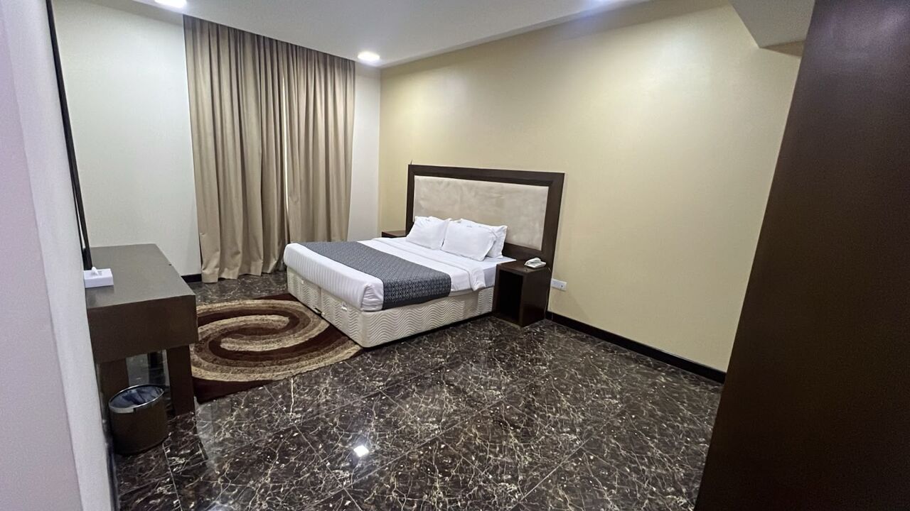 Juffair, Apartments, Flats, Houses & Villas, BHD 475/month,  Furnished,  2 BR,  Amazing Flat With Two Attached Washroom. Building Has Jacuzzi