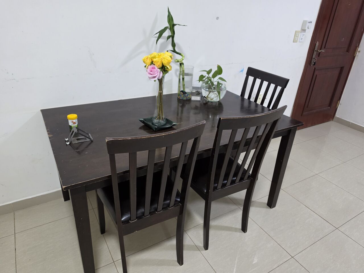 Khobar, Furniture, SAR 300,  Table And Wardrobe