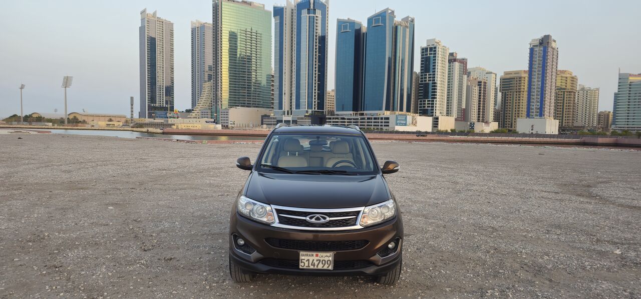 Manama, Vehicles, Cars & Trucks , BHD 1650,  Chery Tiggo 5,  2017,  Automatic,  140 KM,  2.0cc 4 Cylinder, Full Option, Neat And Clean