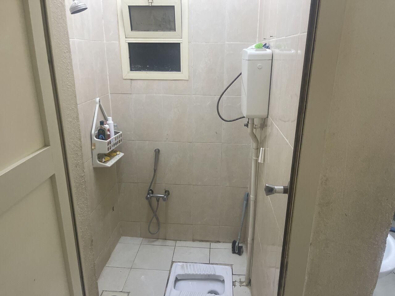 Riyadh, Apts/Flats Wanted, SAR 2000/month,  1 BR,  1 Sq. Meter,  Family Room
