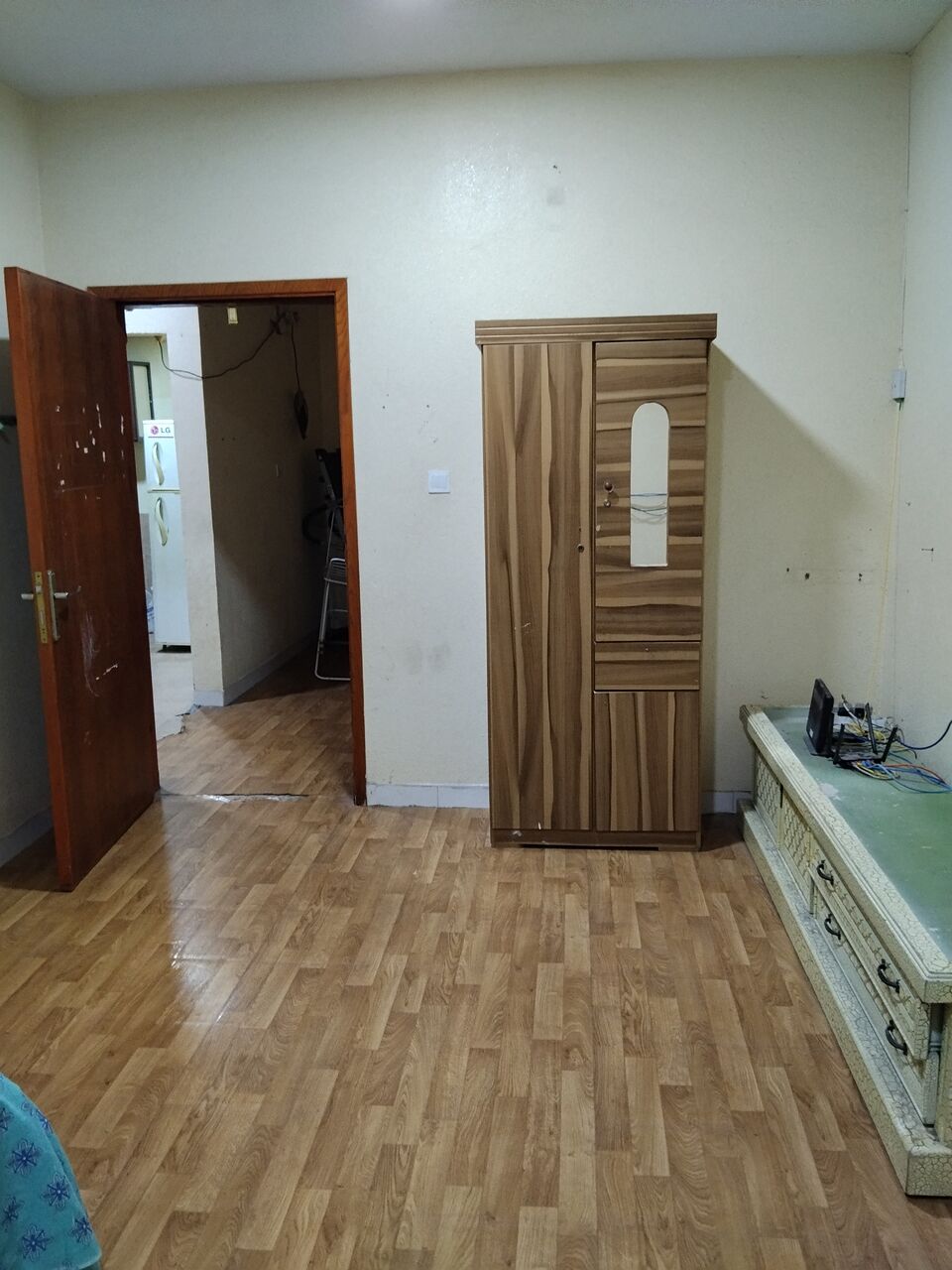 Jubail, Apartments, Flats, Houses & Villas, SAR 950/month,  Furnished,  1 BR,  SAR 950/month, Furnished, Room For Rent For Executive Bachelor Single