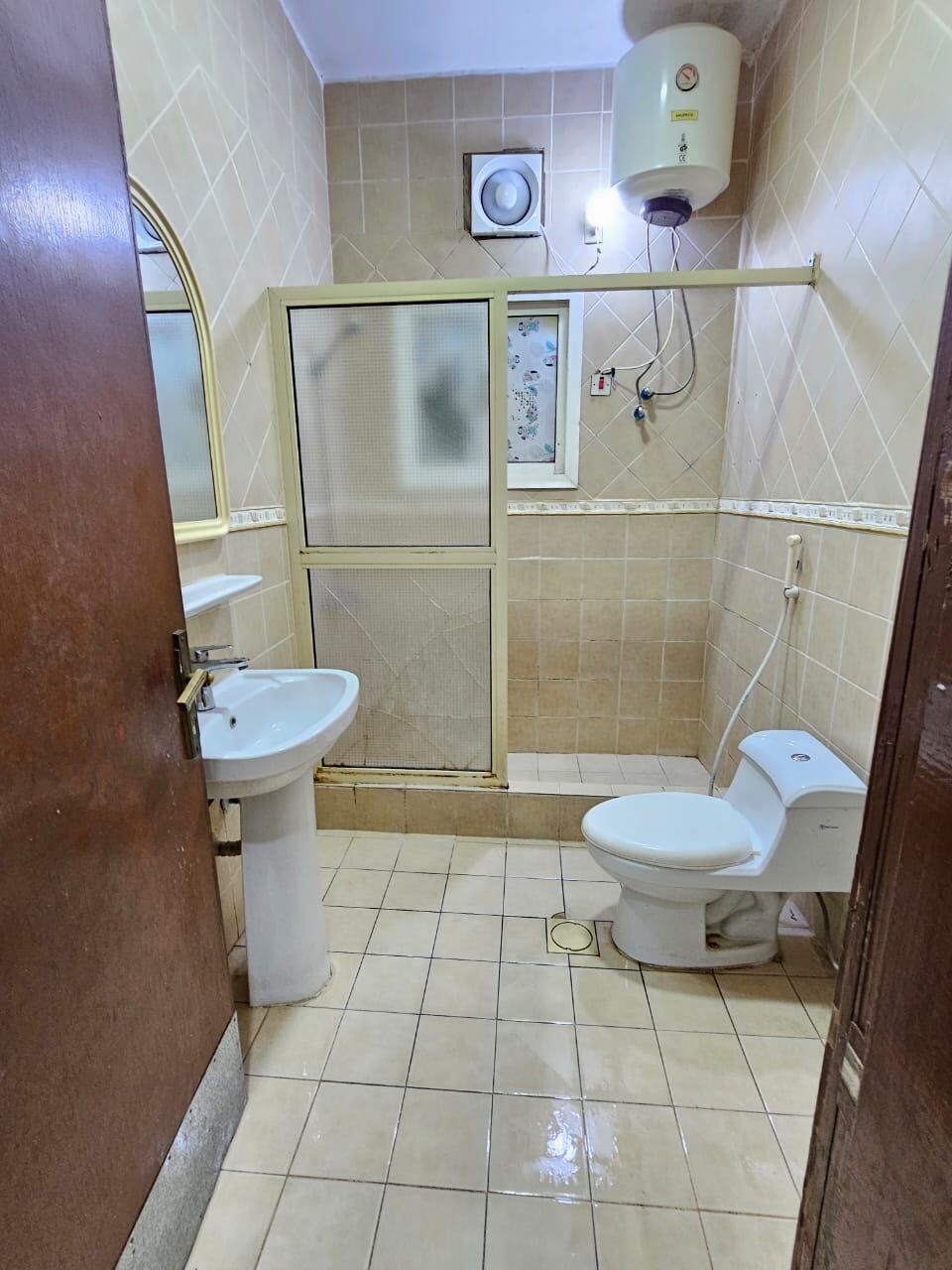 Jubail, Apartments, Flats, Houses & Villas, SAR 2600/month,  Furnished,  2 BR,  Gated Compound 2BHK Available For Family