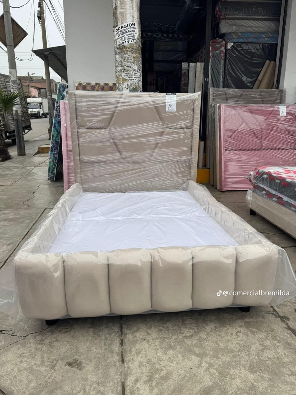 Jeddah, Furniture, SAR 5,  Decore Beds Available At Affordable Price