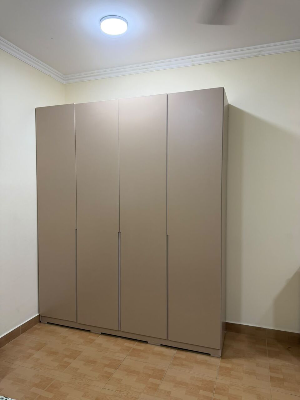 East Riffa, Furniture, BHD 175,  02 Bed Set For Sale (recently Bought)