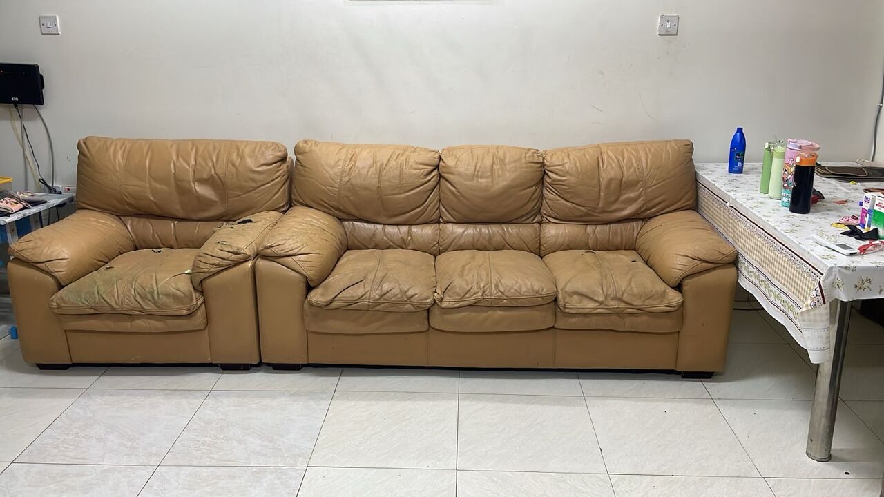 Sulai, Free Items, SAR 1,  Storng Leather Sofa